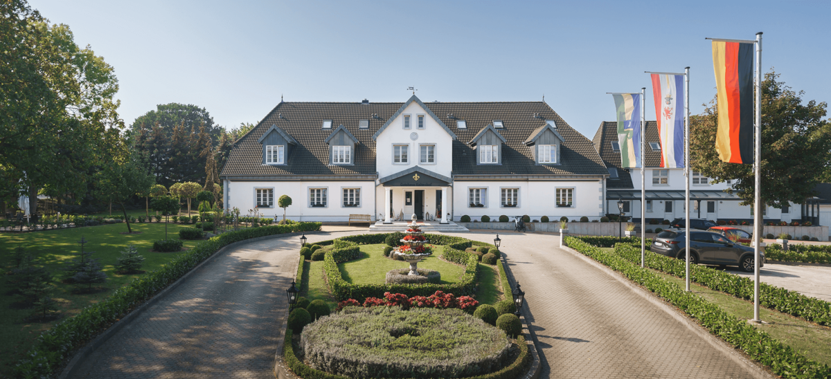 Gutshaus Kaltenhof Frontansicht.